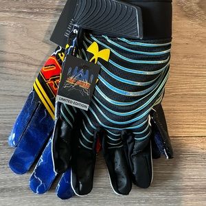 RARE LIMITED EDITION UA FOOTBALL GLOVES